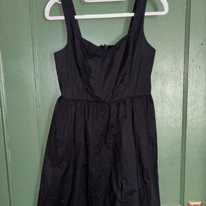 Elegant Black Sleeveless Dress